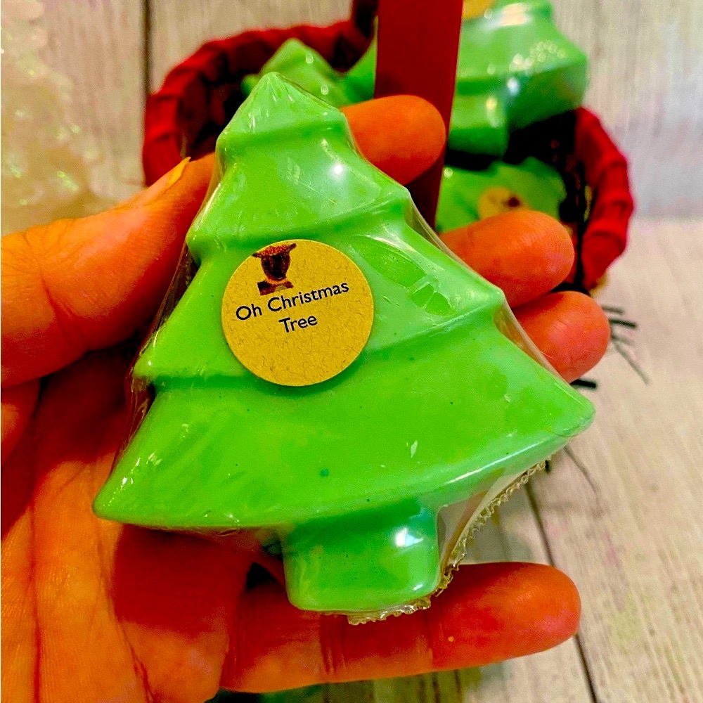 🆕🎄Oh Christmas Tree Goat Milk Soaps